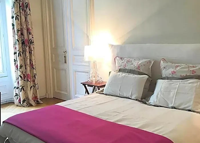 Bed and Breakfast Parc Monceau Paris